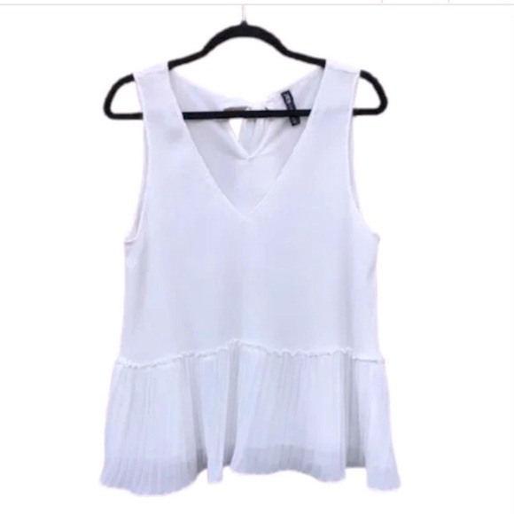 Zara Pleated V-Neck White Peplum Ruffle Swing Tank Top - Picture 1 of 5